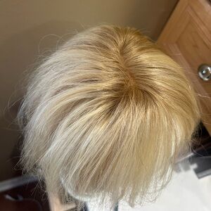 Lauren Ashtyn Hair Topper Light Volume
